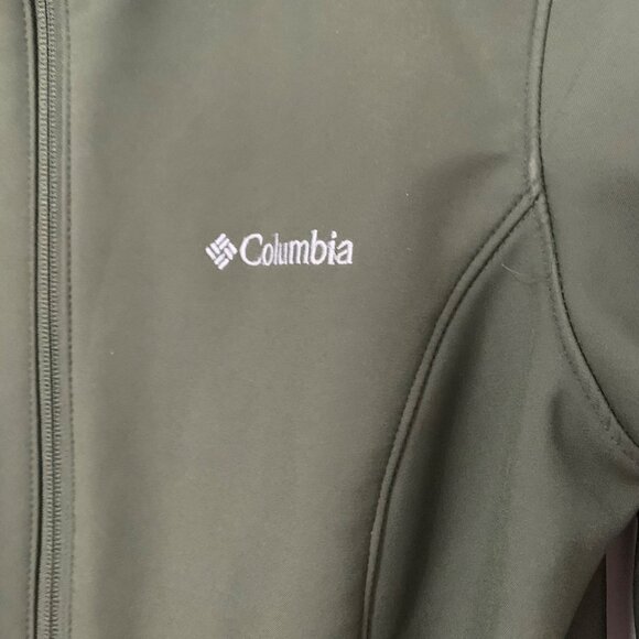 COLUMBIA Womens Olive Green Soft Shell Full Zip Jacket w/ Pockets Size M - Picture 2 of 9